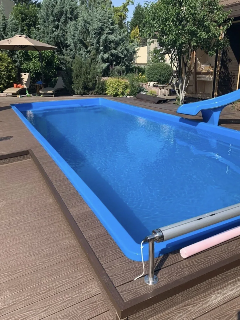 Laguna 9 установлен на участке в Санкт-Петербурге